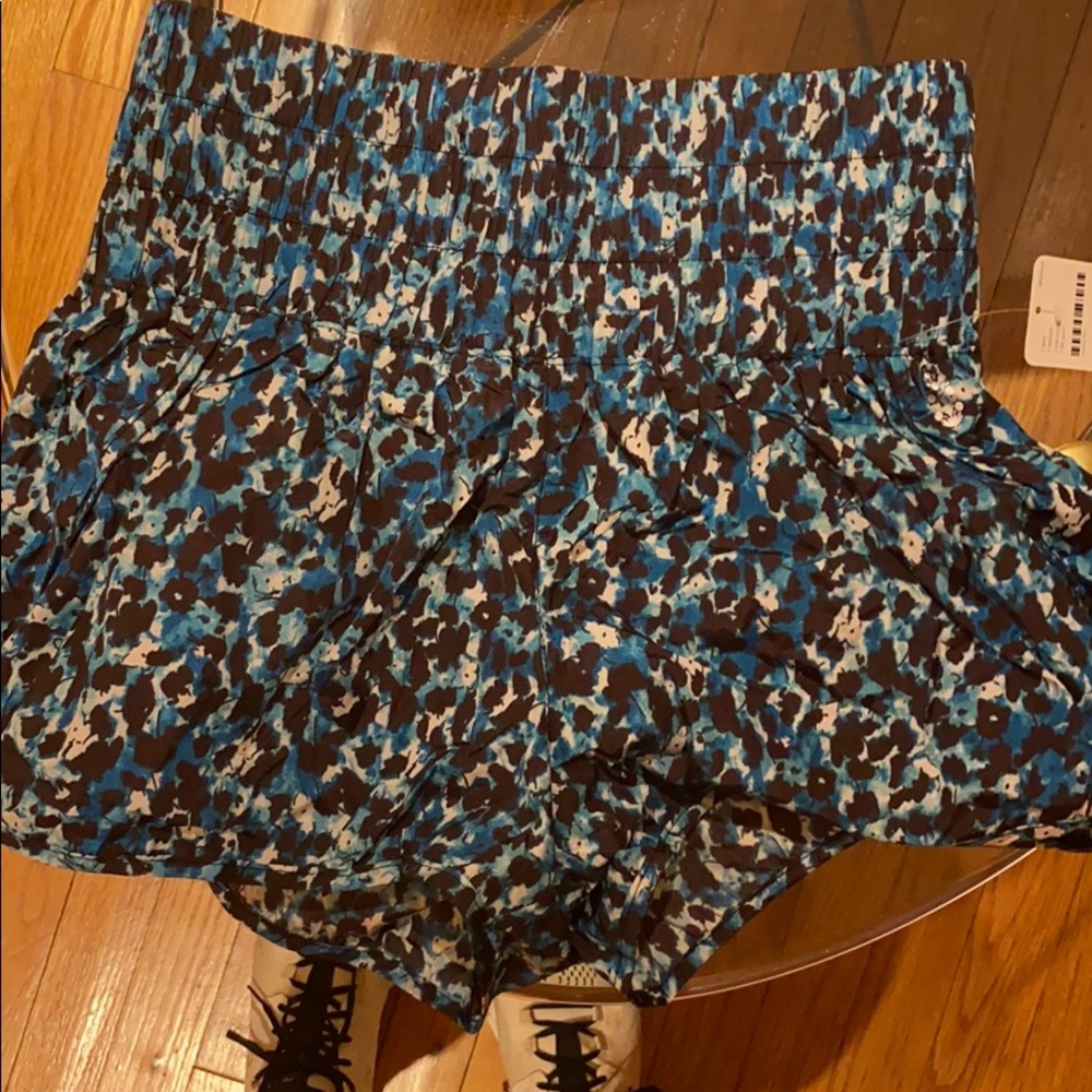 Free People Running short